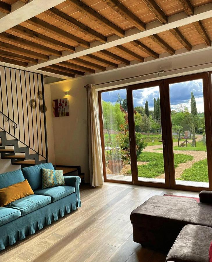 Agriturismo La Corte Del Sole Сієна Екстер'єр фото