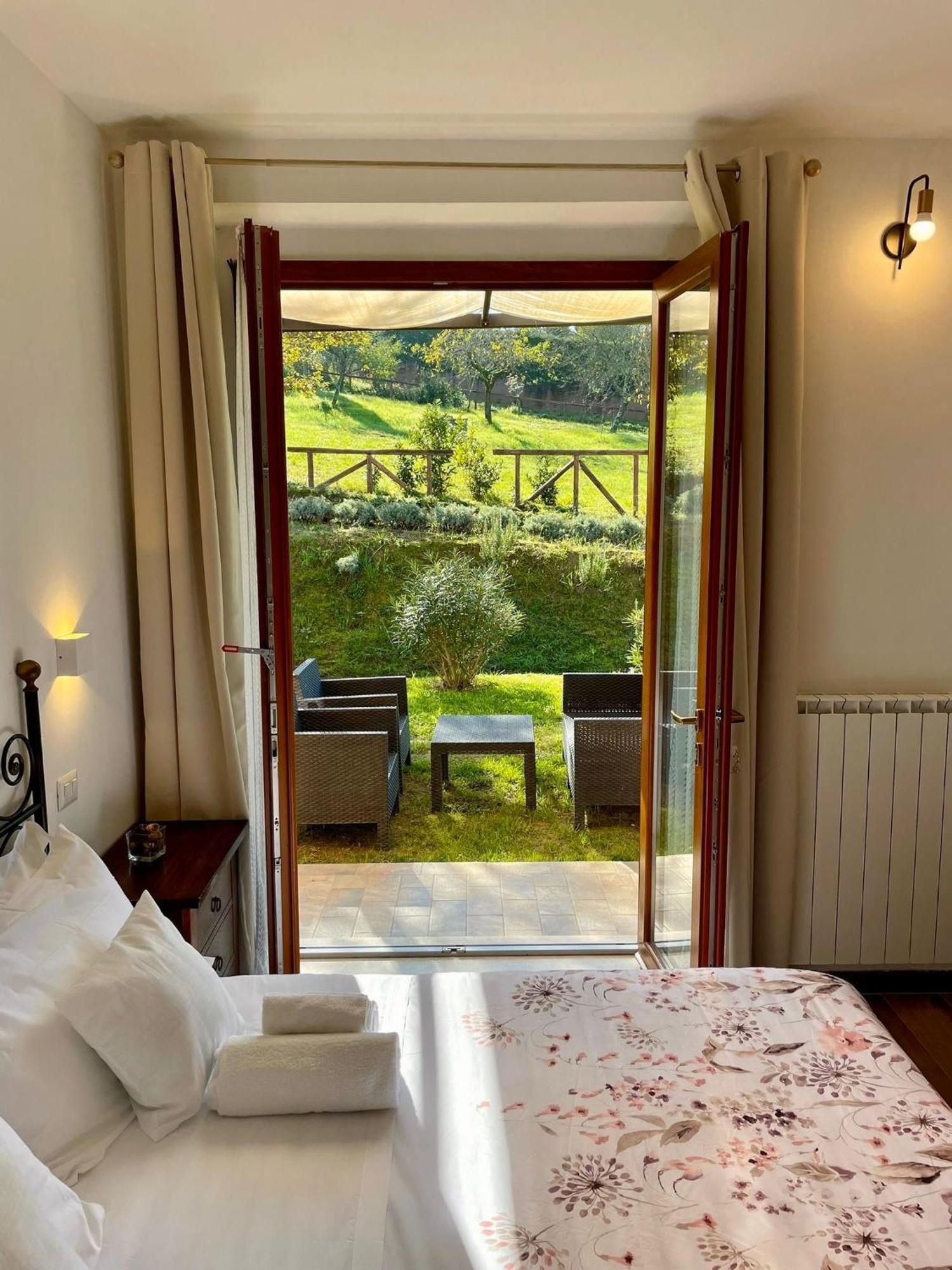 Agriturismo La Corte Del Sole Сієна Екстер'єр фото