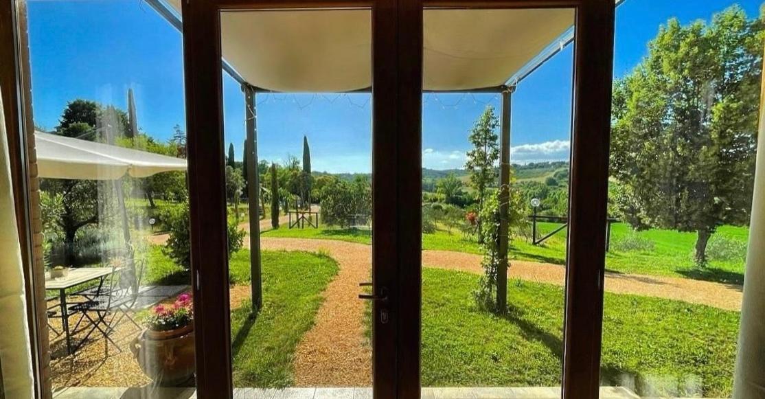 Agriturismo La Corte Del Sole Сієна Екстер'єр фото